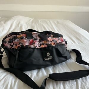 Vooray Women's Gym Bag - Black and Pink